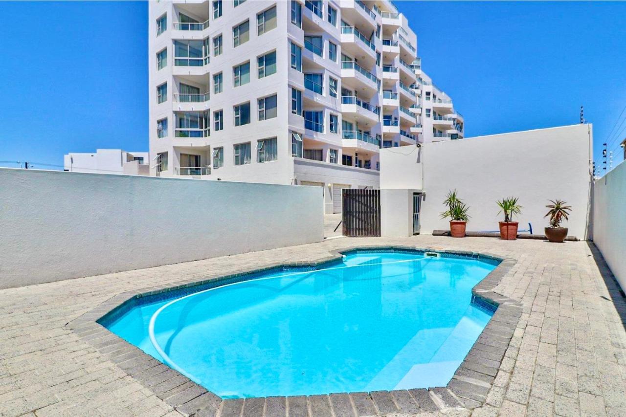 603 Nautica * Cape Town