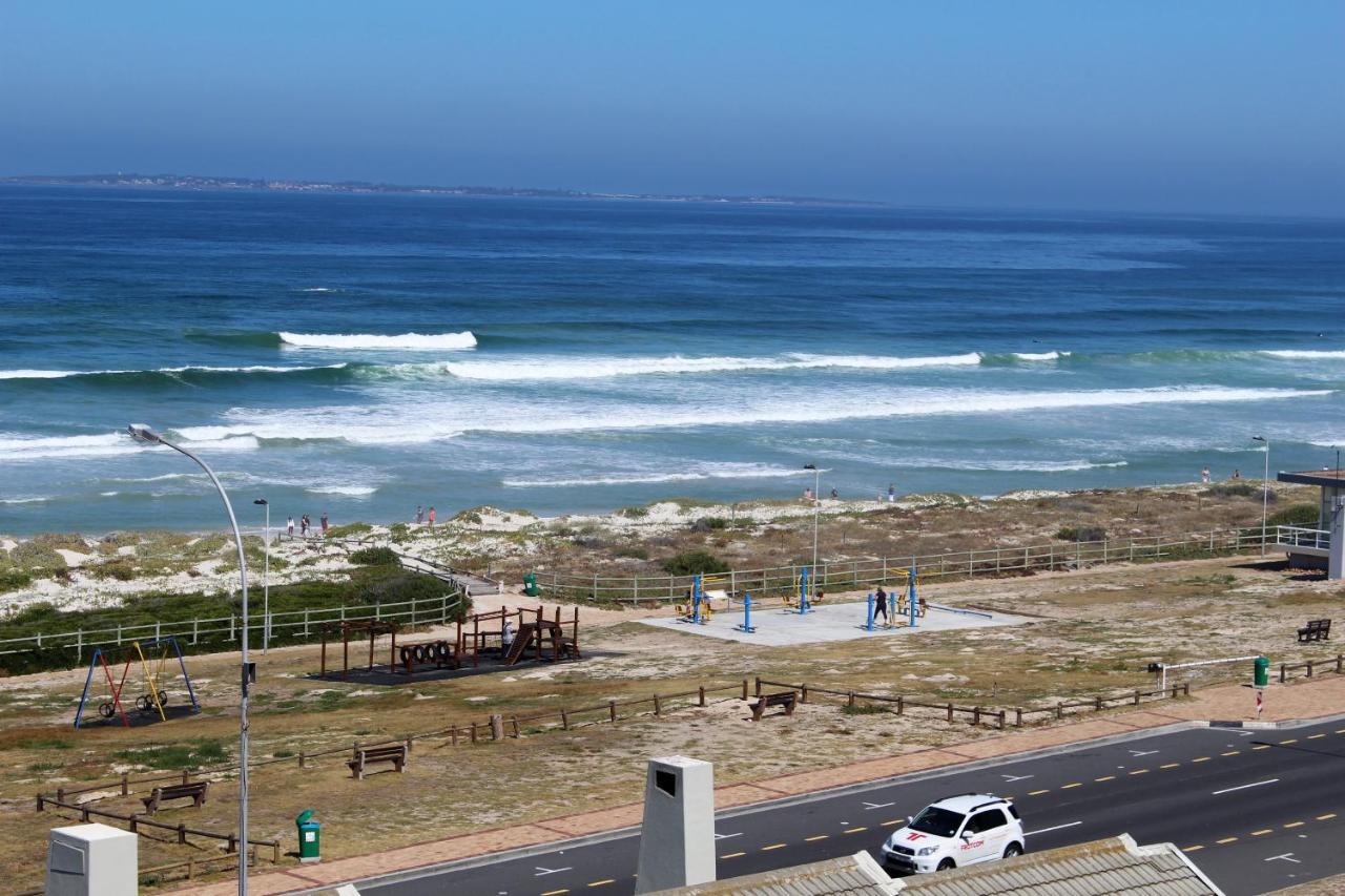 603 Nautica * Cape Town