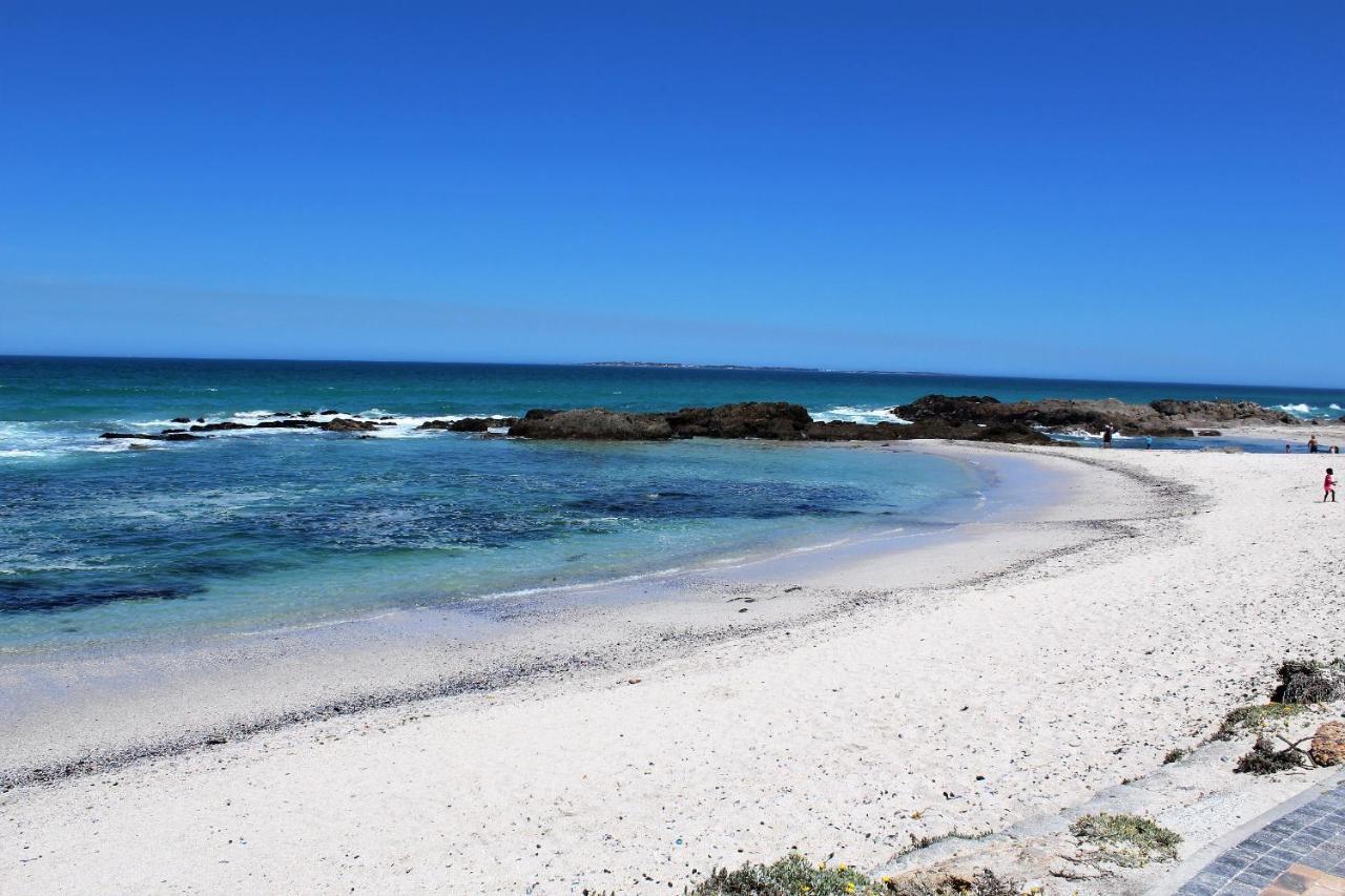 603 Nautica * Cape Town
